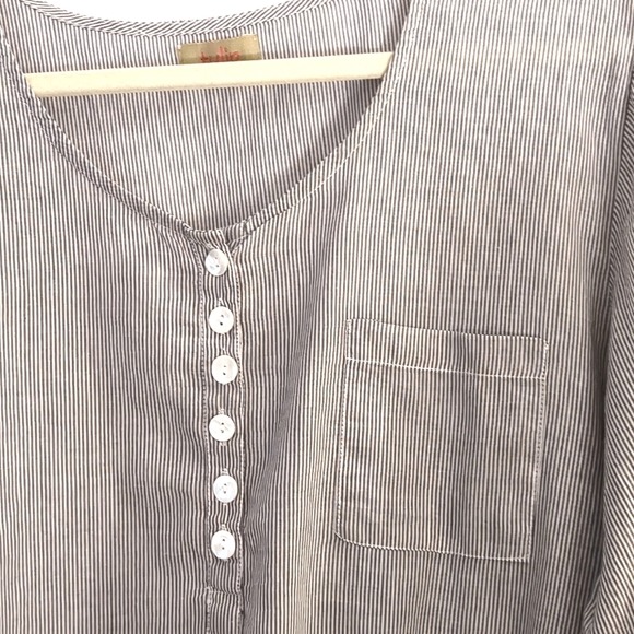 Tulip Brand Women's Tunic Top W/ Tab Sleeves Cotton Size M Black /White Stripes - Picture 9 of 9